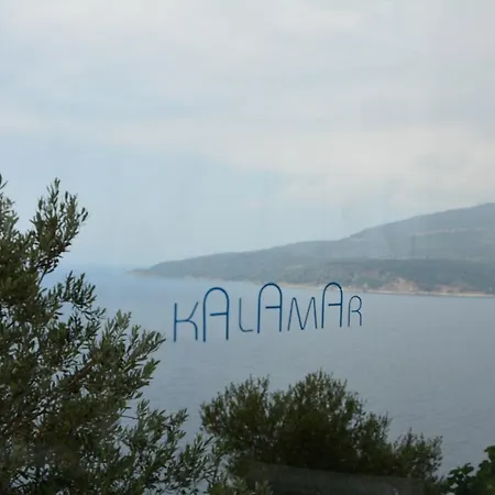 Frühstückspension Kalamar 3*